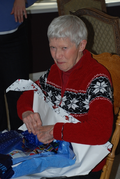 Xmas '07 024 Lorraine.JPG