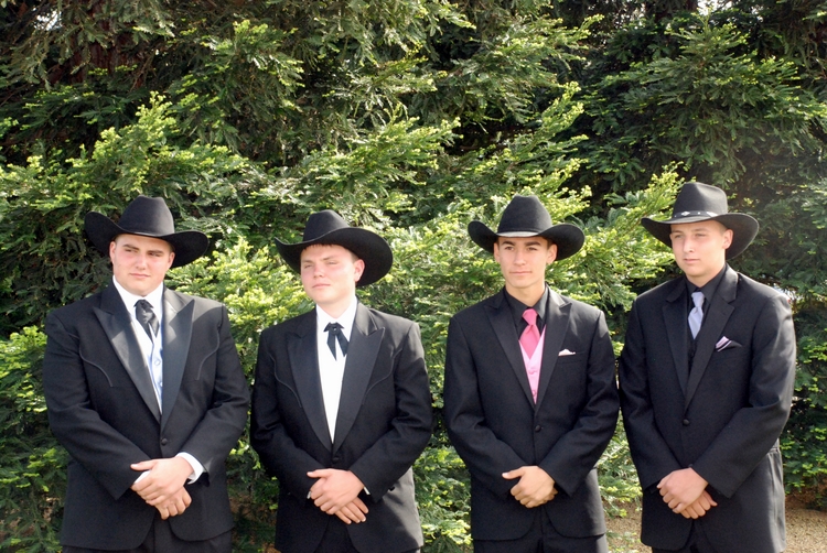 2011 LO Prom (089).JPG