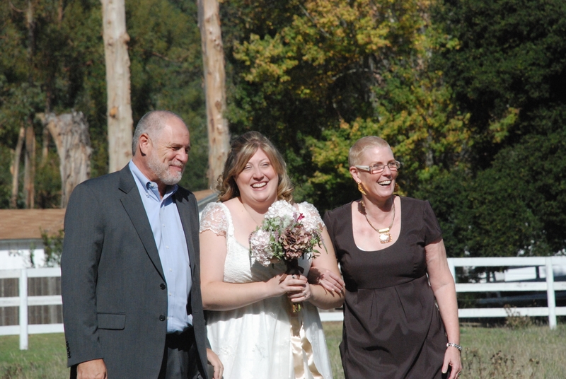2009_10_24 Amy & Ray's Wedding_05 - Ceremony, Amy & Parents.JPG