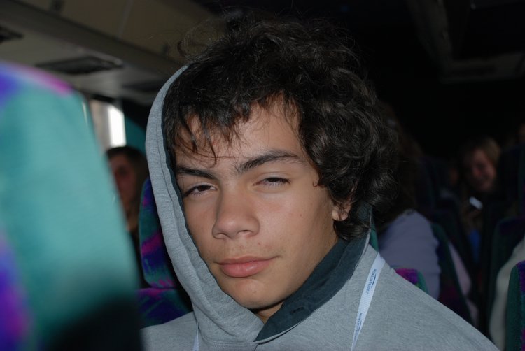 284 Bus - Isaac.jpg