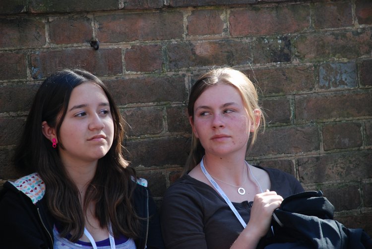 351 Williamsburg - Governor's Palace - Ariel & Megan.jpg