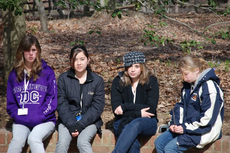 596 Mt Vernon - Kim, Ariel, Stormy, Jessica.jpg