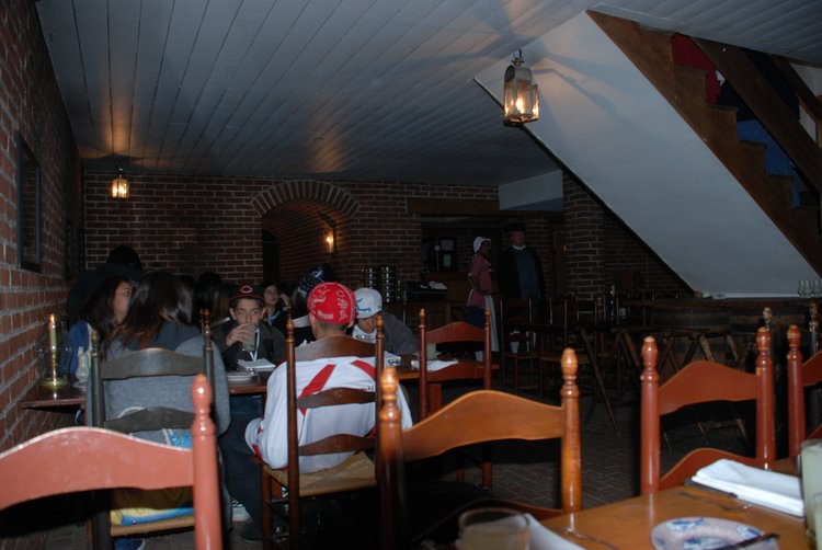 317 Williamsburg - Shields Tavern.jpg