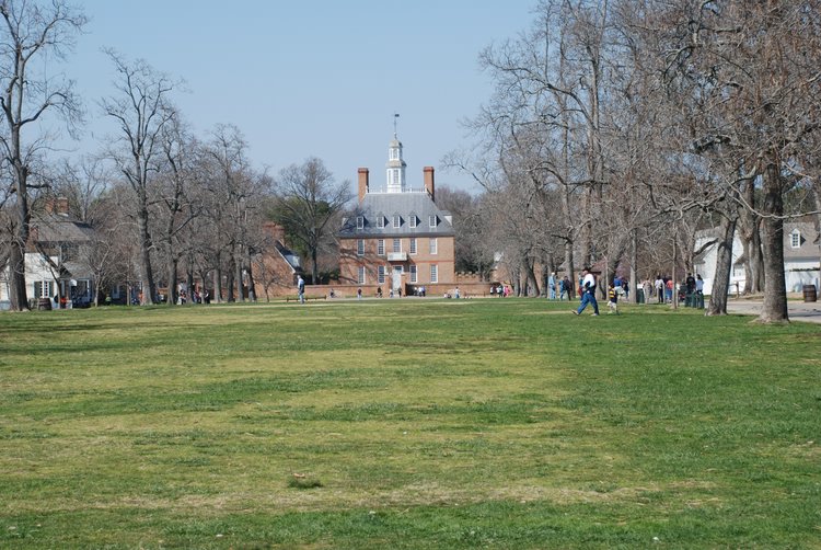 346 Williamsburg - Governor's Palace.jpg