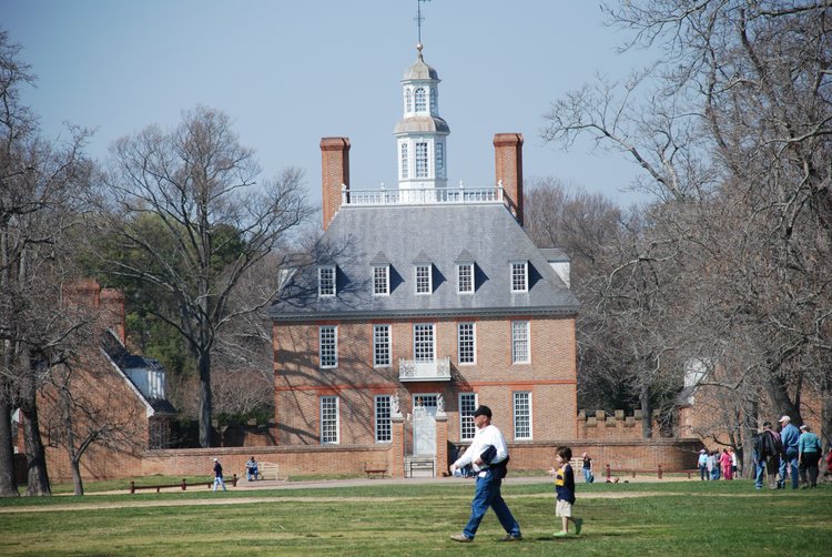 347 Williamsburg - Governor's Palace.jpg