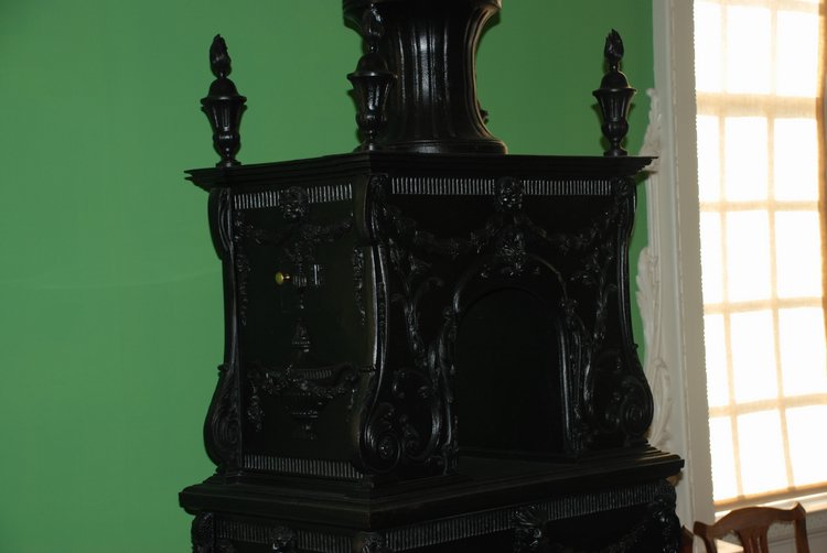 371 Williamsburg - Governor's Palace.jpg