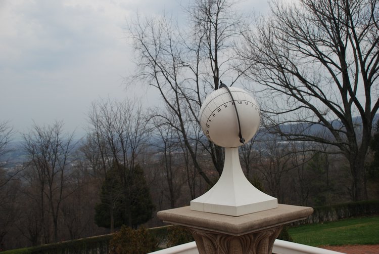 405 Monticello - Sundial.jpg