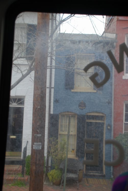 685 Arlington - Narrowest Bldg.jpg
