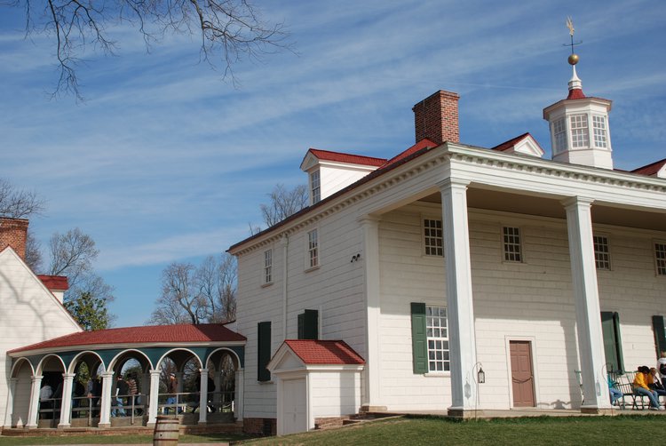 585 Mt Vernon.jpg