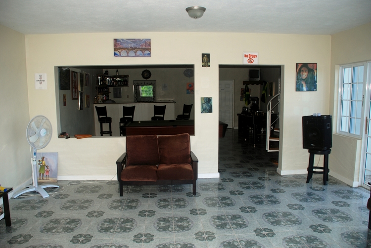 13B22ec Game Room & Bar.jpg