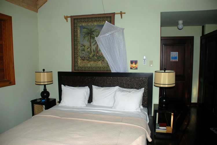 03C107e Room 618.jpg