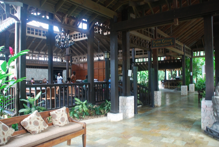 21D75c Palm Grove Restaurant.jpg