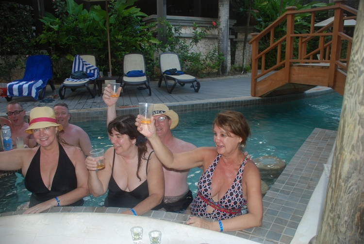 28C77 Eddie, Sheridan, Dean, Kathy, Bill, Sandy.JPG