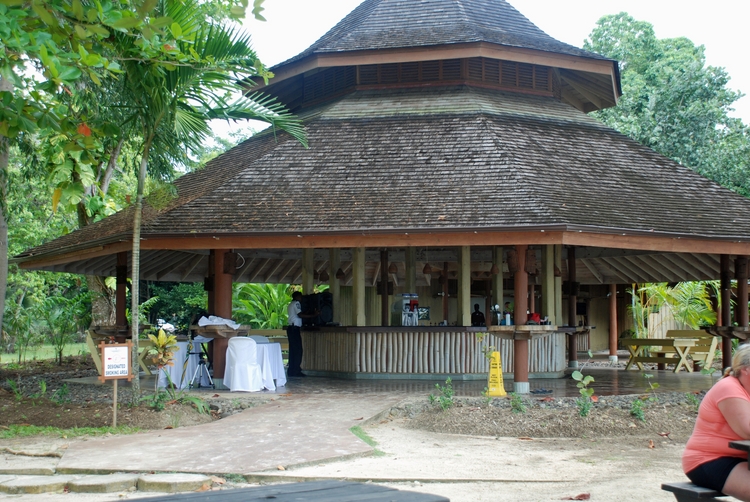 33D84ec Beach Bar.jpg